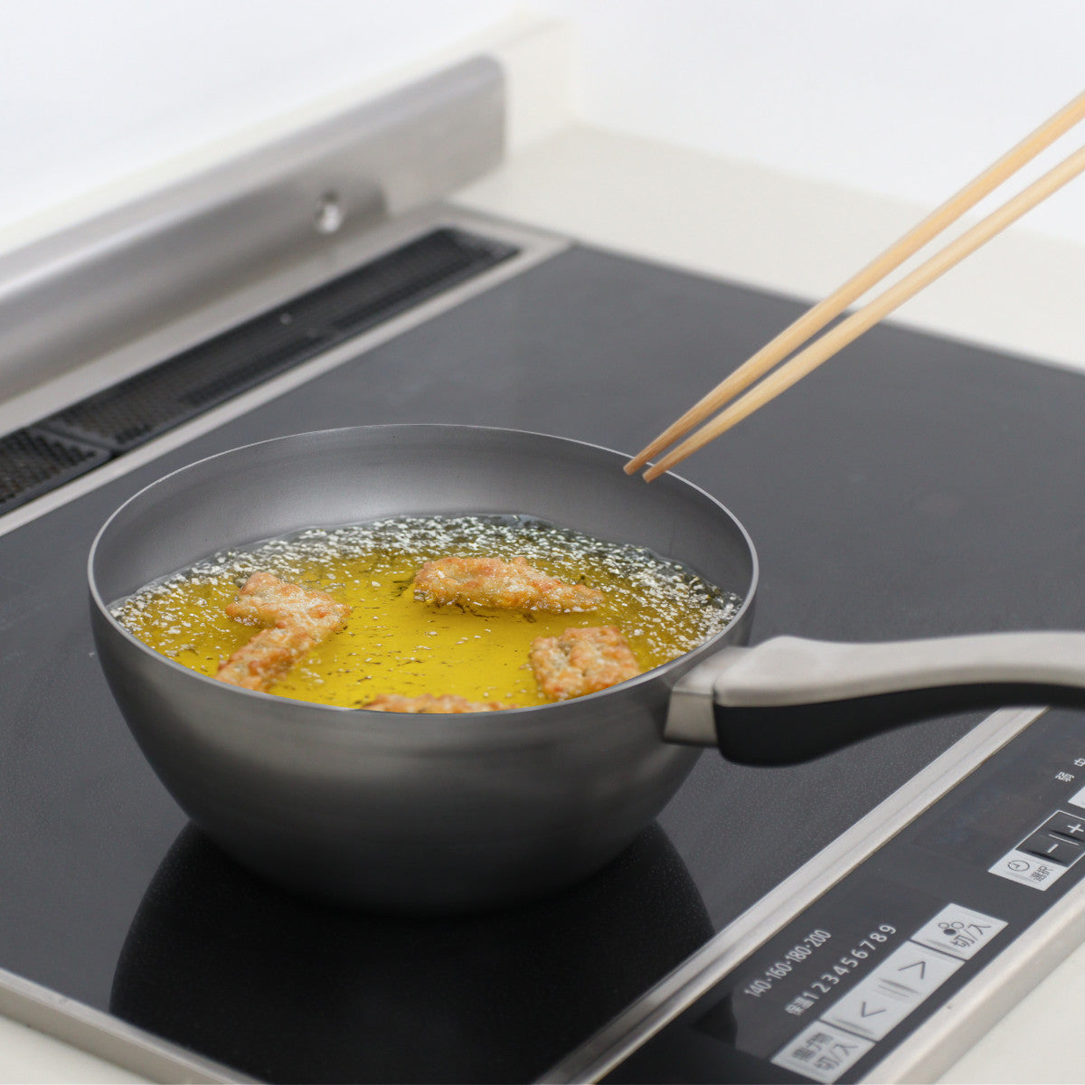 鉄フライパン 20cm 深型 IH対応 「F.」 藤田金属×近畿大学 日本製