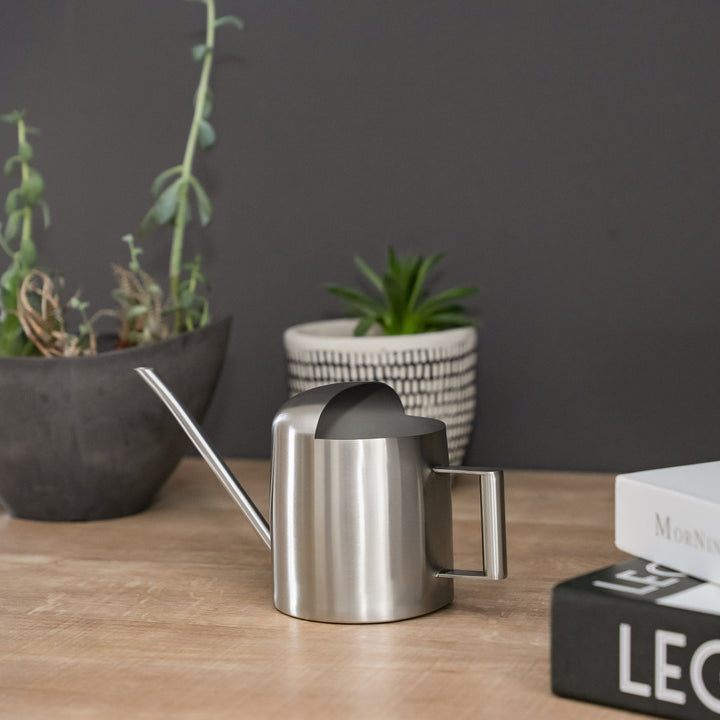 ジョーロマルメL約600ml水差し