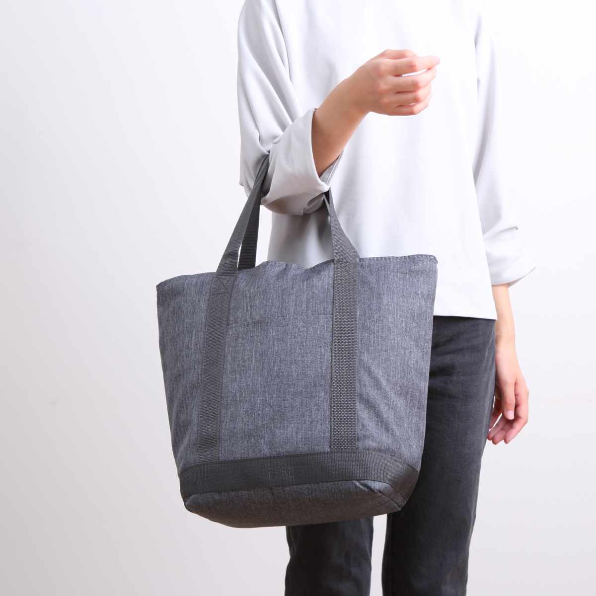 エコバッグ 保冷 14L トートバッグ グレー ファスナー付き – ハウジー
