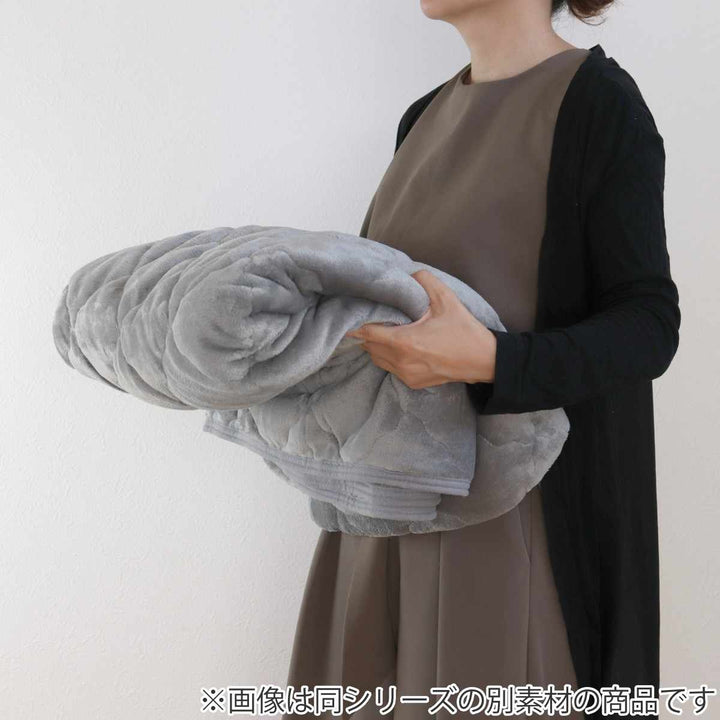 ラグラグパット接触冷感ピタ―ら185×185cm2畳