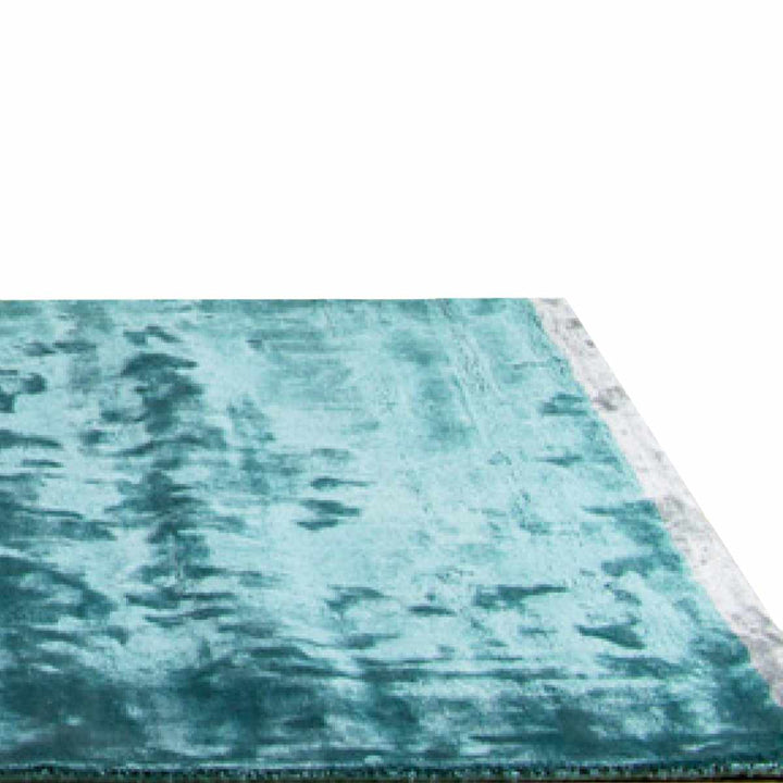 ティールターコイズ