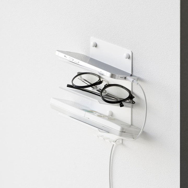 山崎実業towerウォールモバイル充電＆収納ラックタワー3段石こうボード壁対応