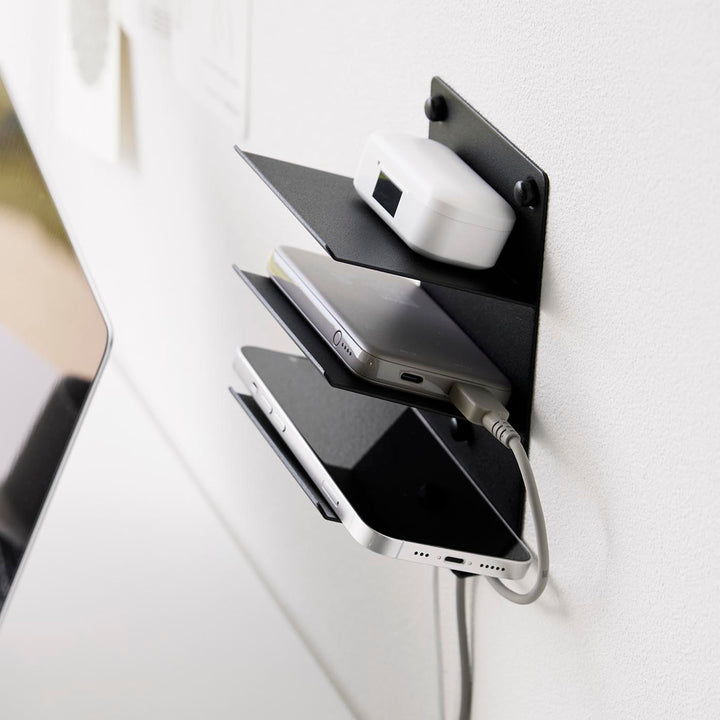 山崎実業towerウォールモバイル充電＆収納ラックタワー3段石こうボード壁対応