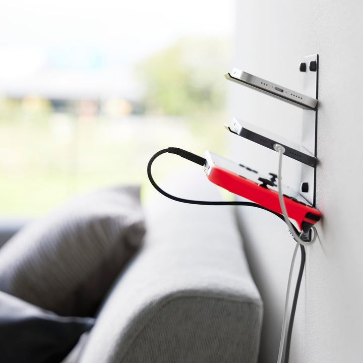 山崎実業towerウォールモバイル充電＆収納ラックタワー3段石こうボード壁対応