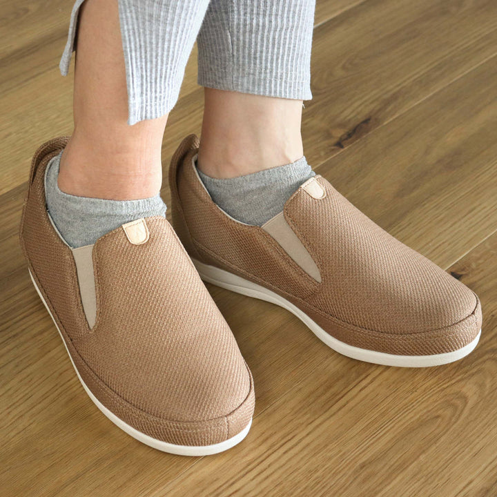 介護シューズあゆみSUTTOINスットイン両足3E女性用S～3L施設用