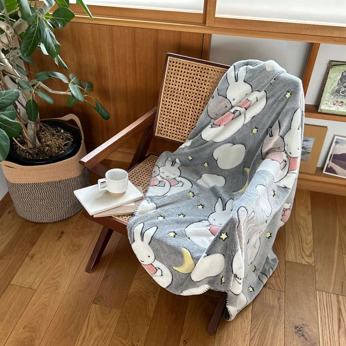 ブランケット 120×160cm ミッフィー 蓄光プリント – ハウジー