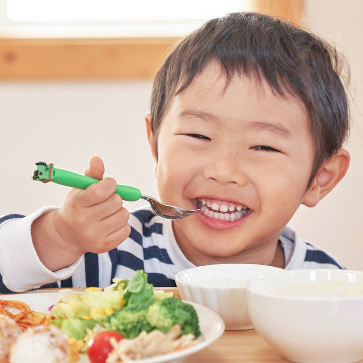 カトラリーセットお食事応援セット右手用1歳半～きかんしゃトーマス