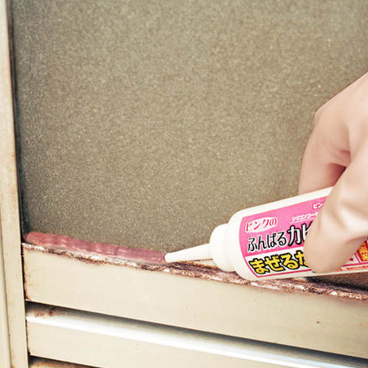 カビ取りピンクのふんばるカビとり110番約100g