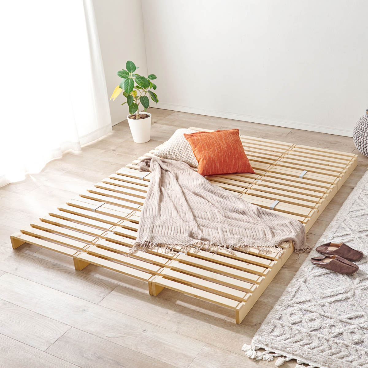 美品　パレットベッド　12枚セット　ダブルサイズ パレットベッド ダブル 12枚セット すのこ 天然木 高耐荷重 – ハウジー