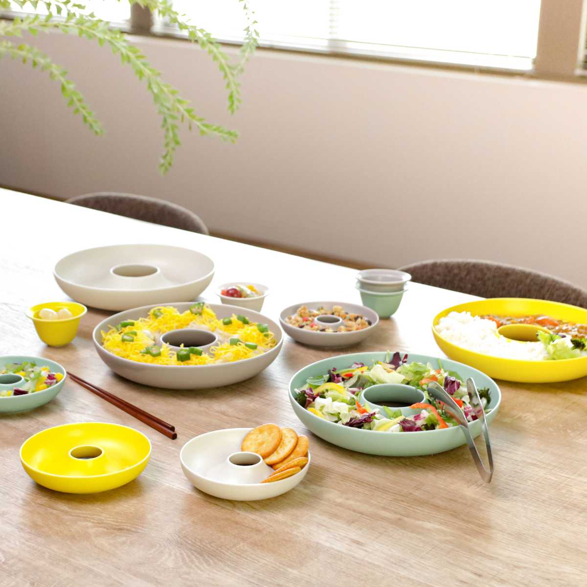 プレート 23.5cm L ドーナツ 磁器 – ハウジー