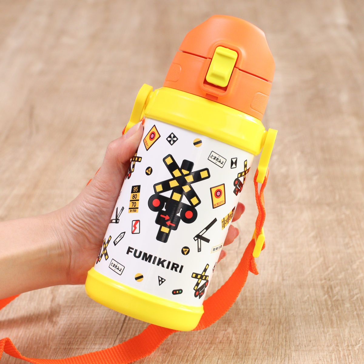 水筒 FUMIKIRI 600ml 踏切柄 ダイレクトステンレスボトル – ハウジー