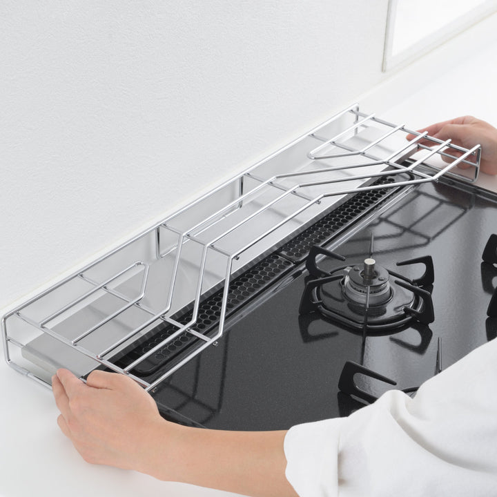 コンロ奥ラック排気口カバー付き