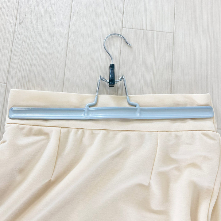スカートハンガーモノクローゼットワンロックハンガー1本