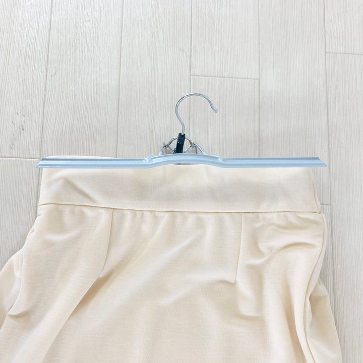 スカートハンガーモノクローゼットワンロックハンガー1本