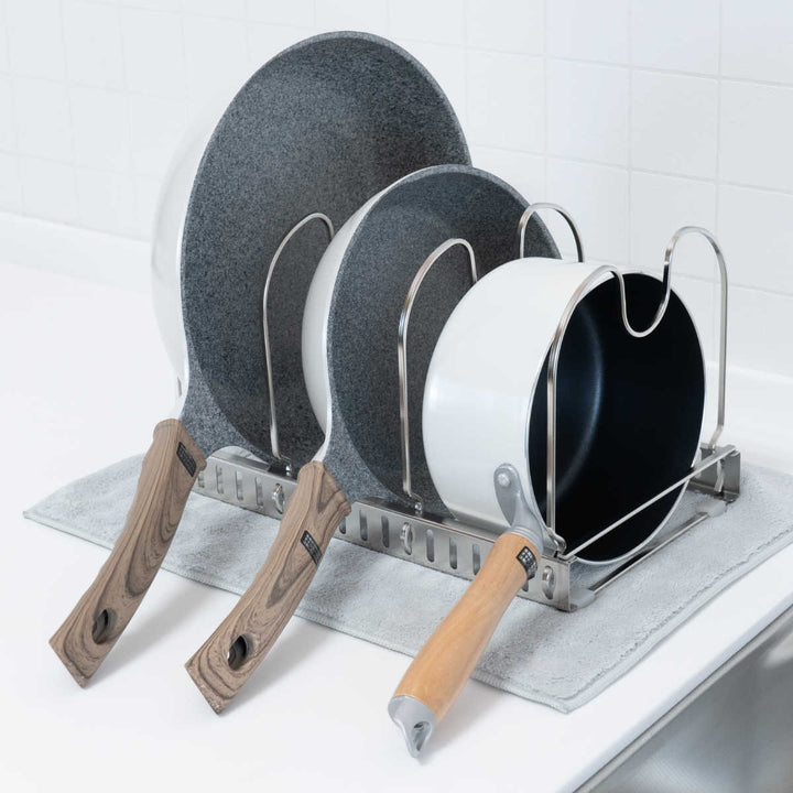 フライパンラック＆kit調節できるフライパンスタンド