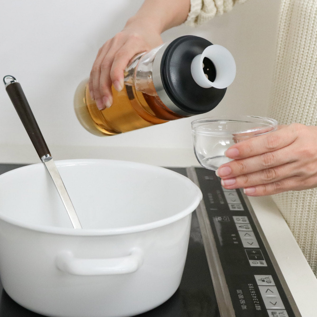 ガラス製　耐熱ティーボトル　熱湯用　１L 耐熱ガラス容器 ポット ボトル 1l お茶を入れる容器 耐熱 ガラス