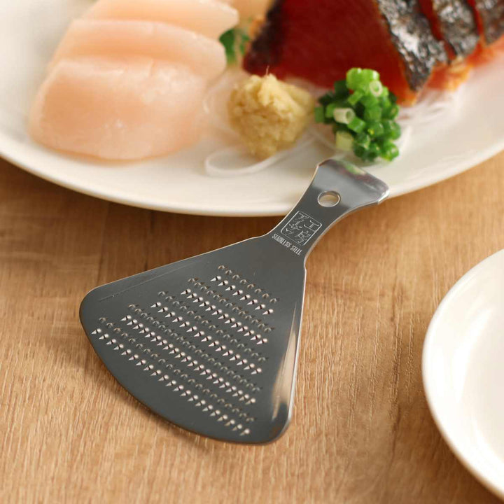 工房アイザワステンレスいちょうミニおろし金