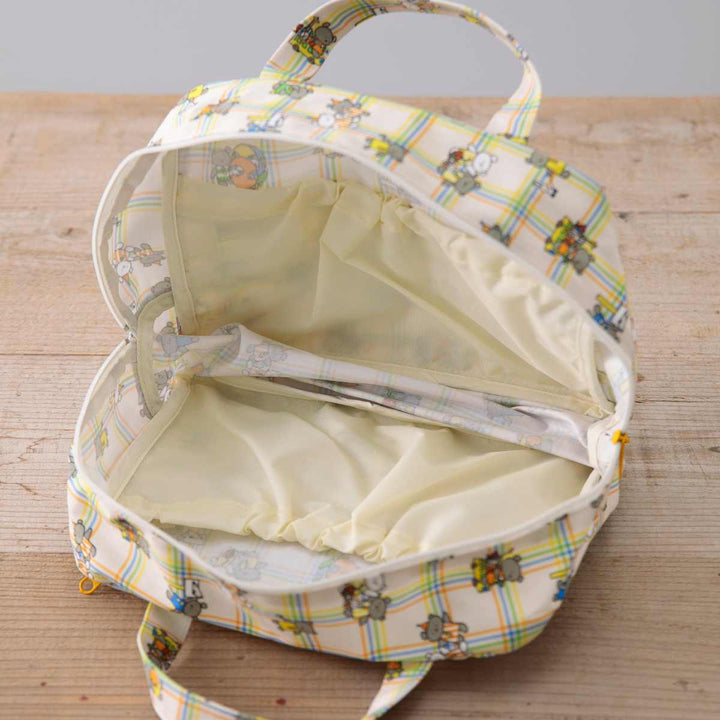 マザーポーチママポーチこぐまちゃんえほんウェットシート蓋付き