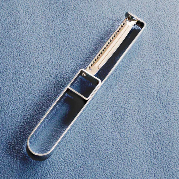 細切りピーラーI字安全ケース付きオールステンレス日本製縦型ピーラーサンクラフト