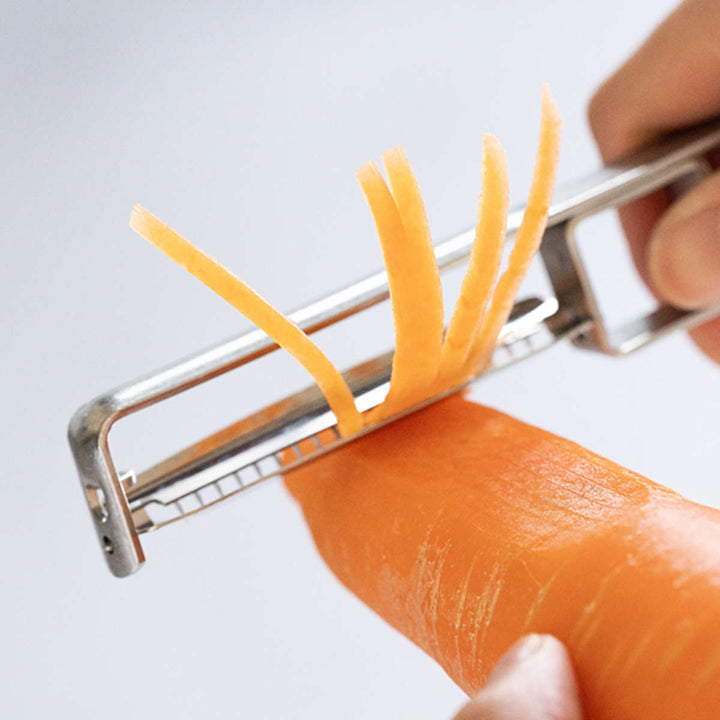 細切りピーラーI字安全ケース付きオールステンレス日本製縦型ピーラーサンクラフト