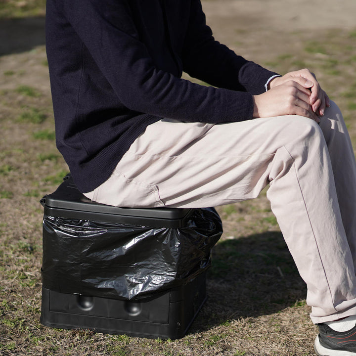 簡易トイレポータブルトイレスクウェア折りたたみコンパクトゴミ袋凝固剤収納袋付き