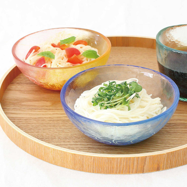 ボウル空のいろどり