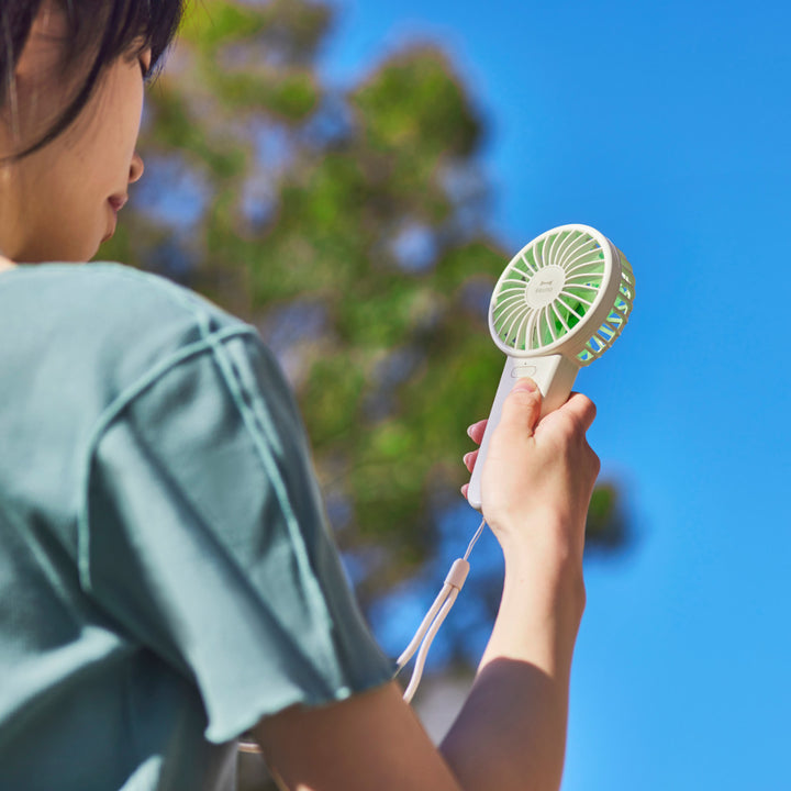 BRUNOハンディファンコンパクトダブルフルールファンストラップ付き