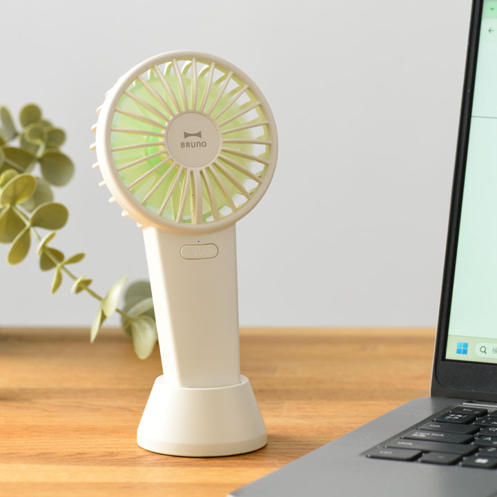 BRUNOハンディファンコンパクトダブルフルールファンストラップ付き