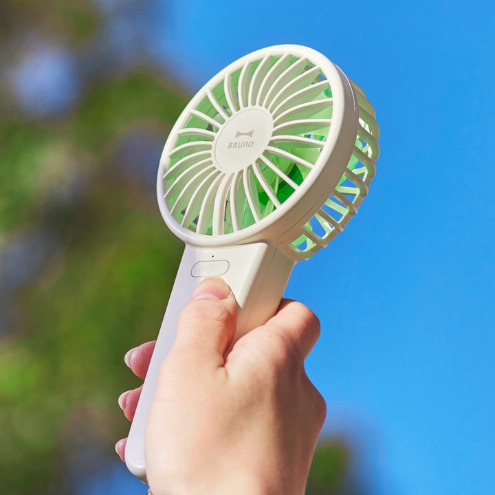 BRUNOハンディファンコンパクトダブルフルールファンストラップ付き