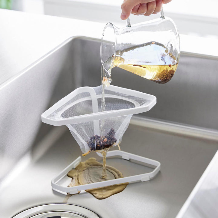 山崎実業tower水切りネットが付けられる三角コーナータワー