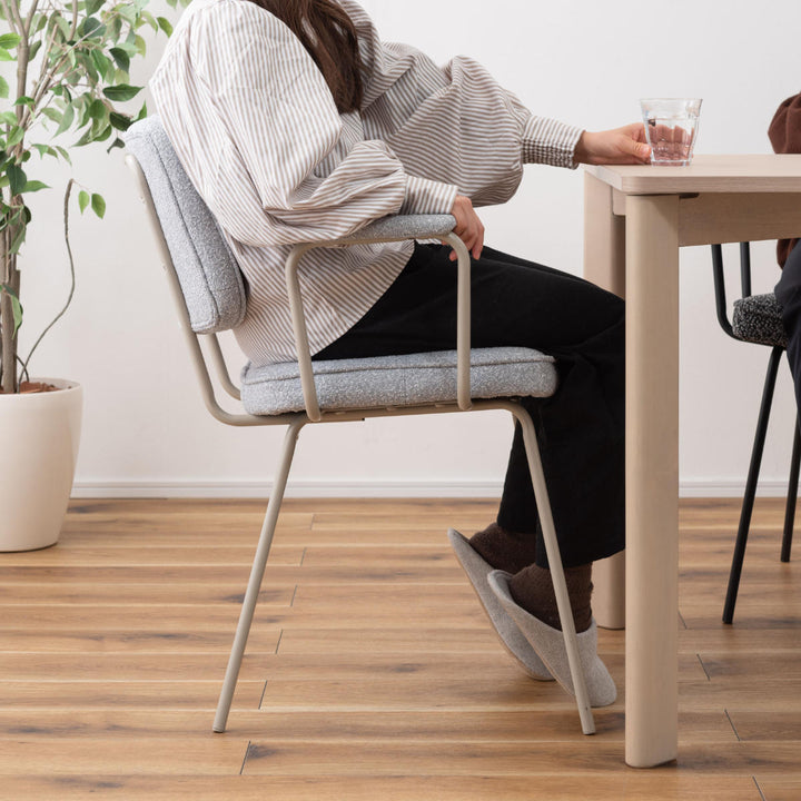 ダイニングチェア座面高48cmアームチェアブークレ生地