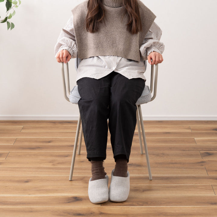 ダイニングチェア座面高48cmアームチェアブークレ生地