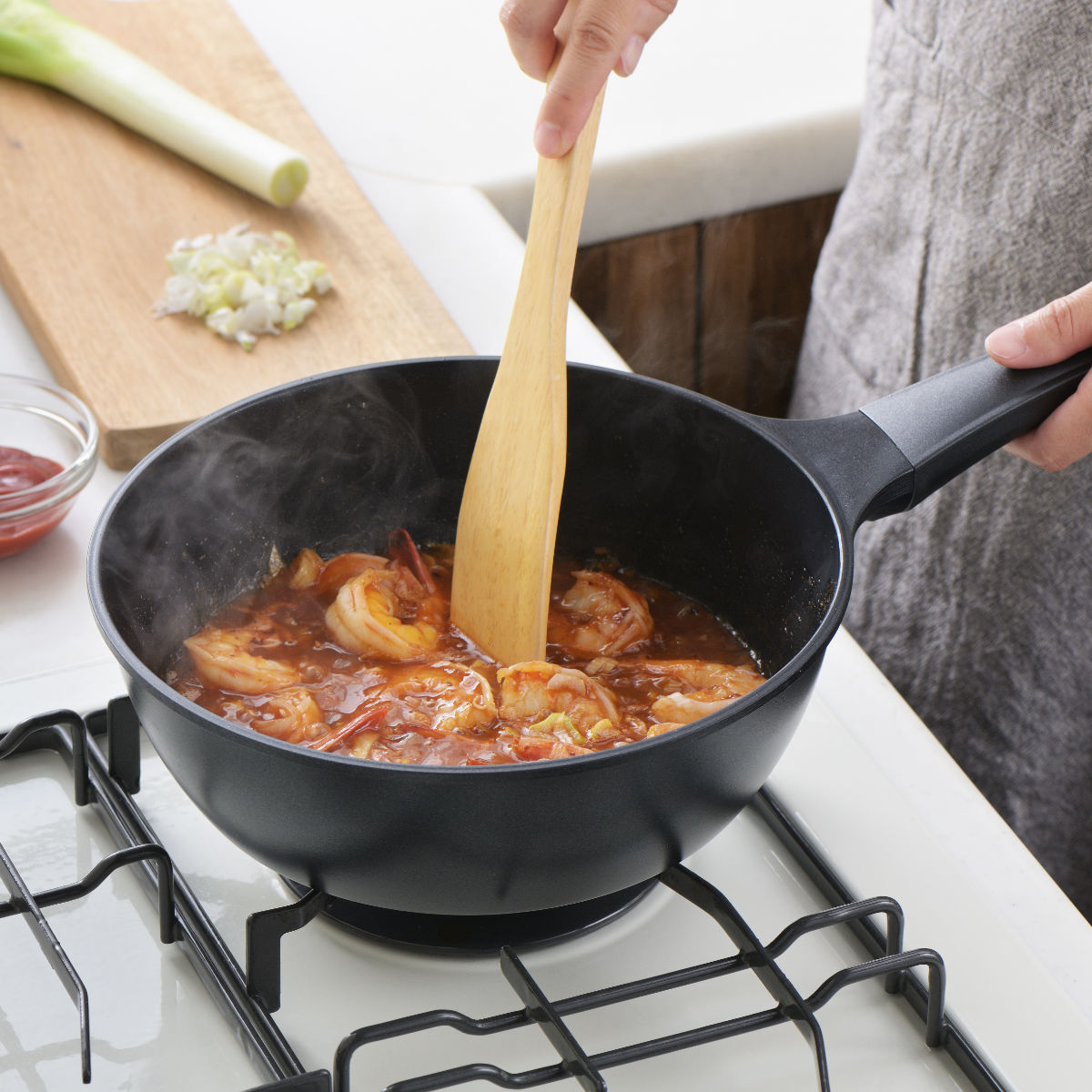 フライパン 24cm 深型 IH対応 ガラス蓋付き 菰田欣也監修 – ハウジー