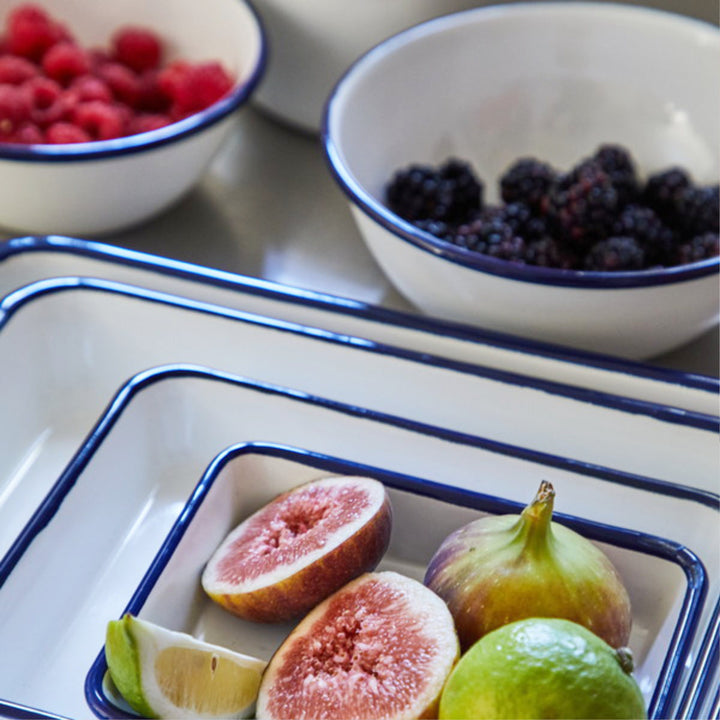 角バット18枚取ホーロー製月兎印オーブン対応日本製