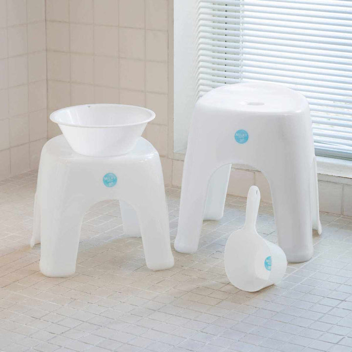 手桶ミルキーバス洗面器