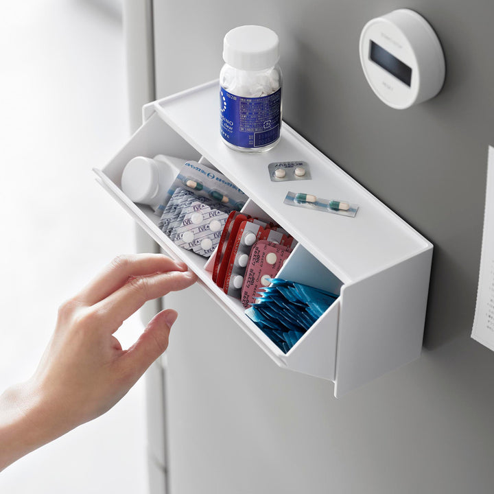 山崎実業towerマグネットお薬＆サプリメント収納ケースタワー