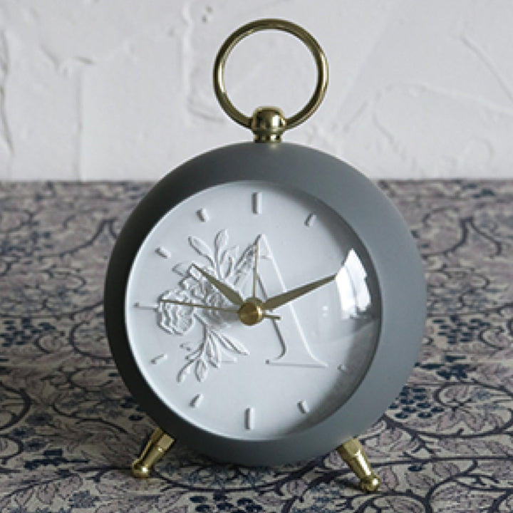 目覚まし時計イニシャル連続秒針InitialAlarmClock