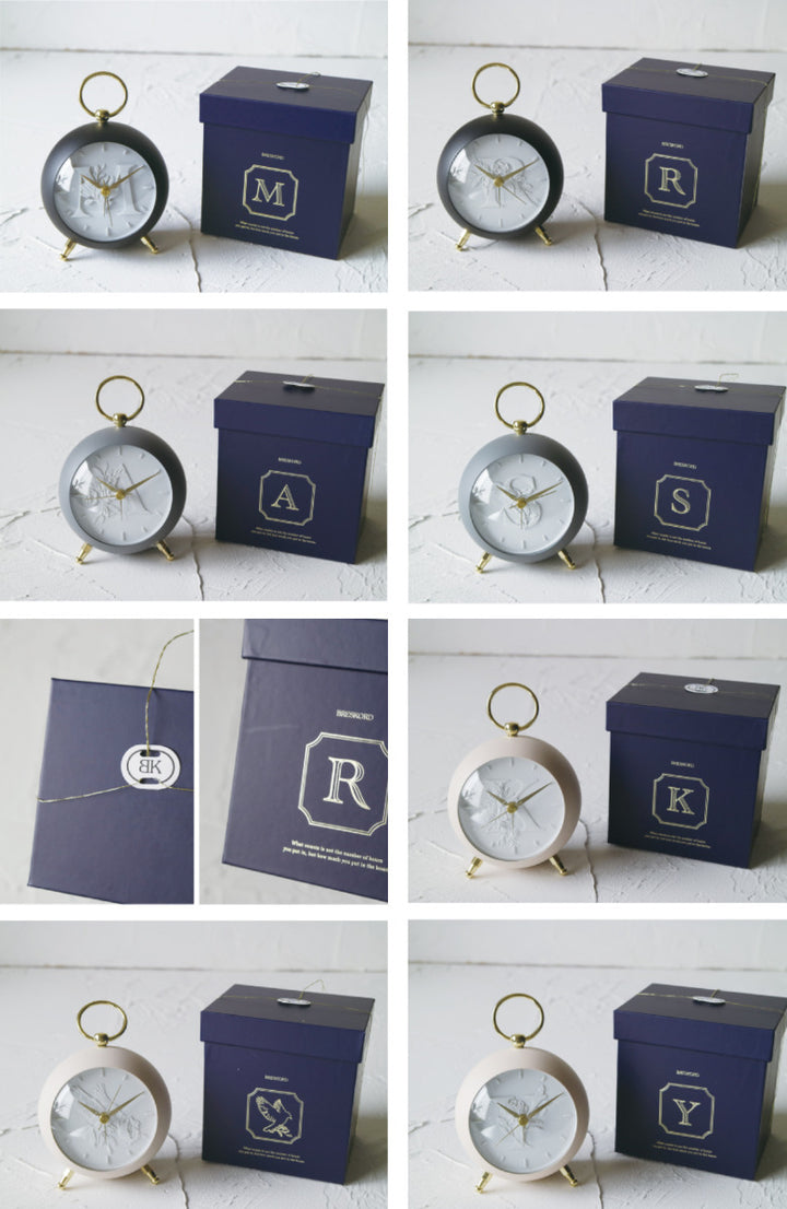 目覚まし時計イニシャル連続秒針InitialAlarmClock