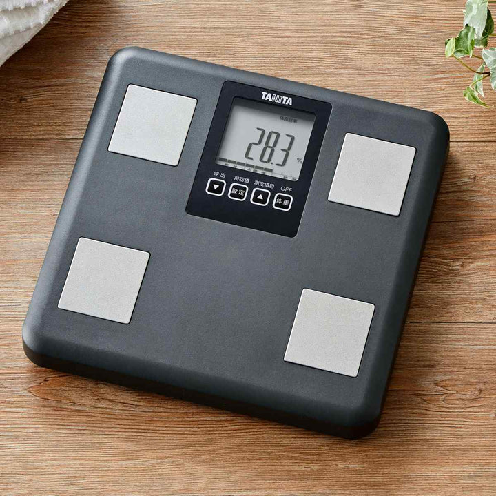 タニタ体組成計乗るピタ