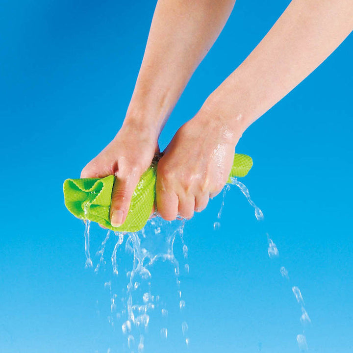 吸水クロス驚きの吸水力掃除用品