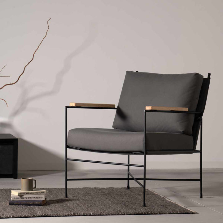 ラウンジチェア座面高43cm肘付リビングチェアアニスform