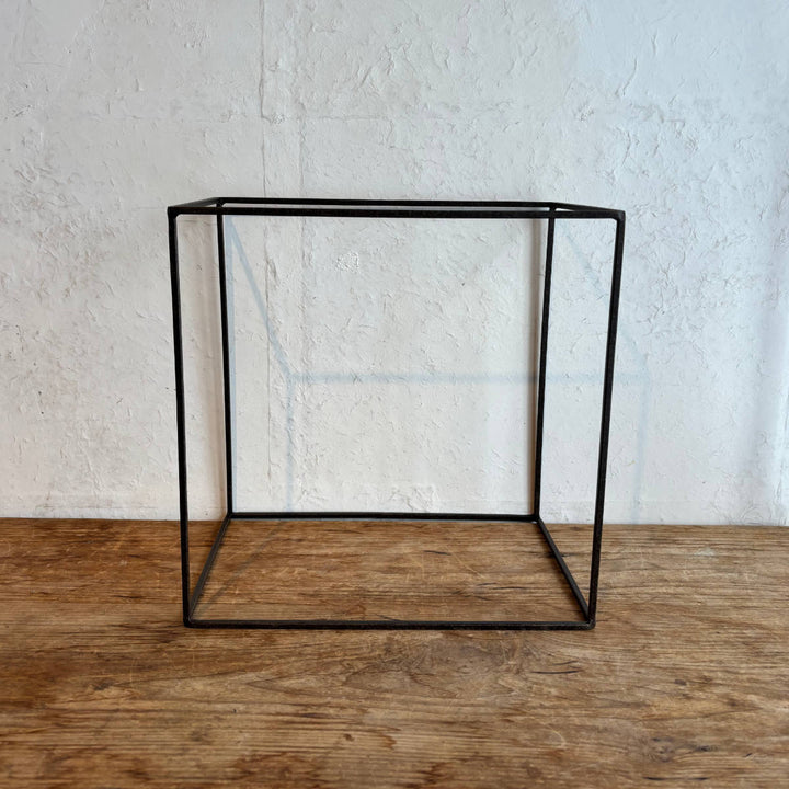 フレームジョセフアイアンフレームスクエア30×20×30cm