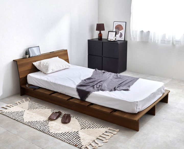 ローベッドセミダブルポケットマットレス付背もたれ2口コンセント付余白デザイン