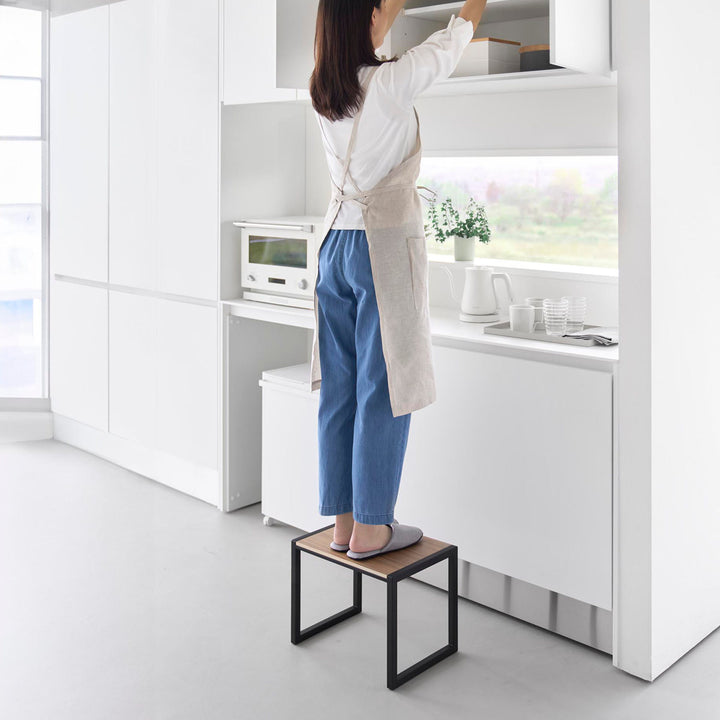 山崎実業tower踏み台タワーH30