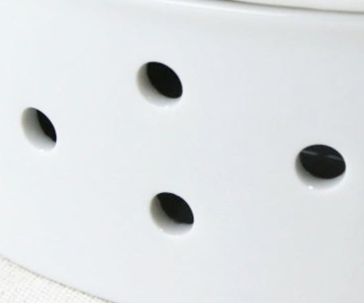 調味料入れガーリックポット蓋で擦れるジンジャー・ガーリックポット