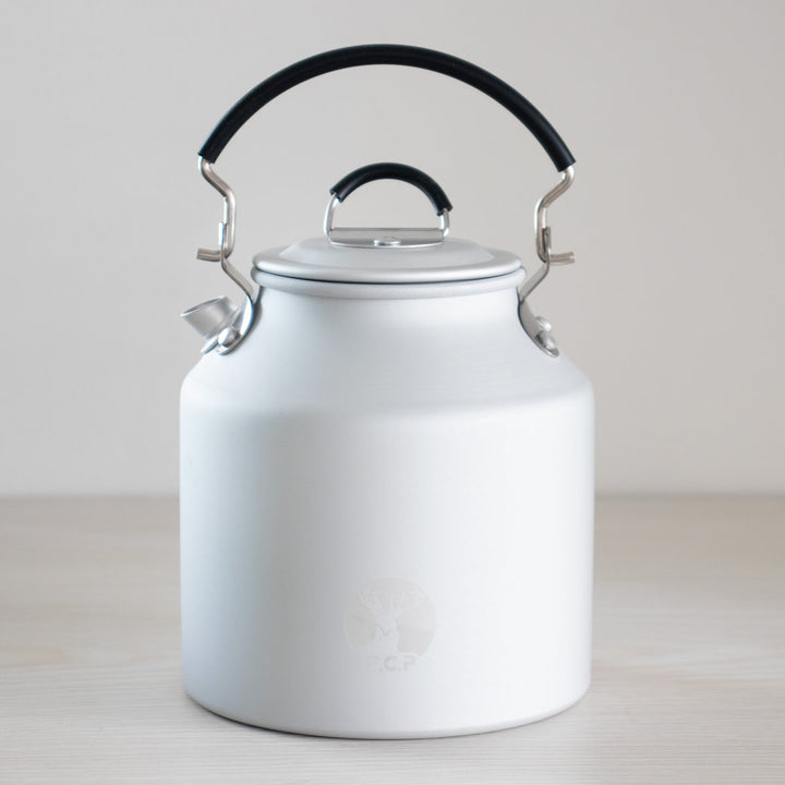 アルミケトル丸型クッカーに入るアルミケトル625mlF.C.Pキャプテンスタッグ