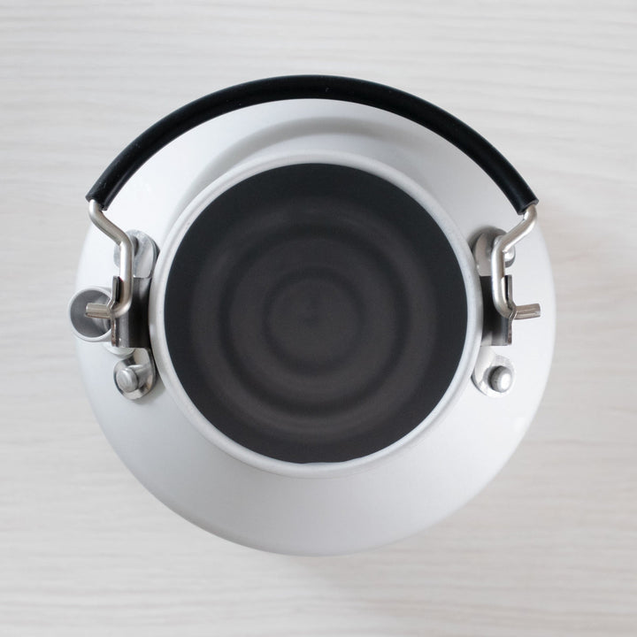 アルミケトル丸型クッカーに入るアルミケトル625mlF.C.Pキャプテンスタッグ