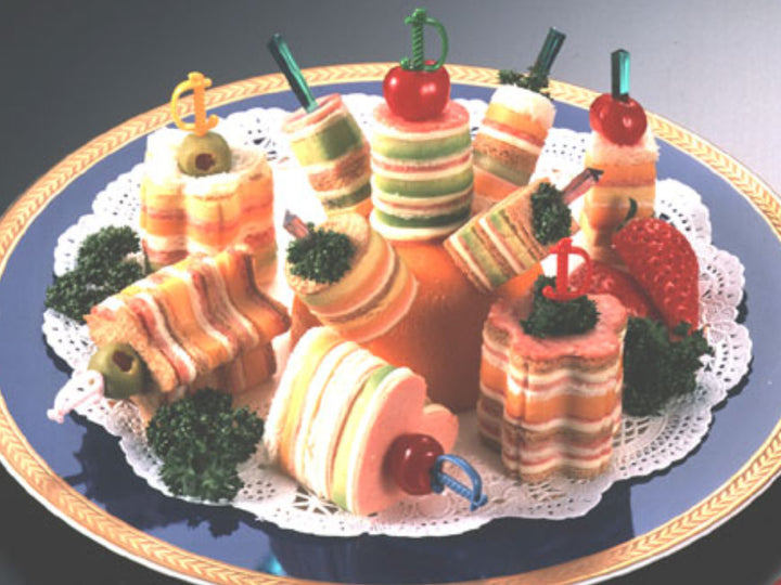 カナッペ型セット保存容器付きラ・カナッペメーカータイガークラウン日本製