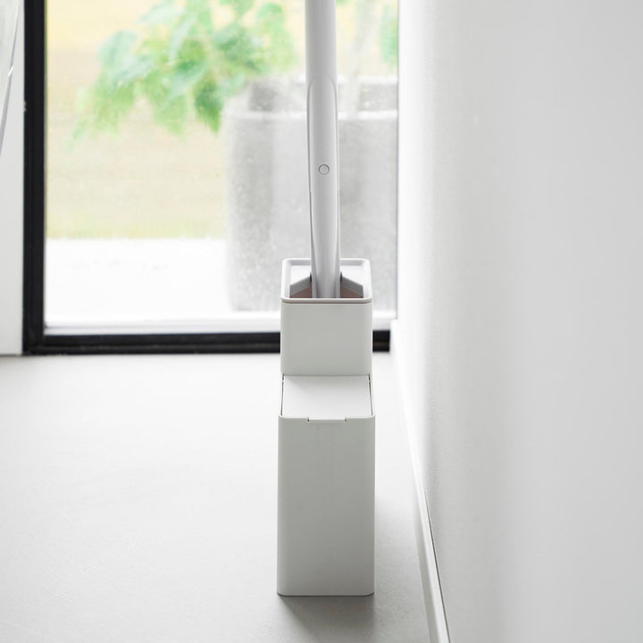 山崎実業Plate替えブラシ収納付き流せるトイレブラシスタンドプレートホワイト