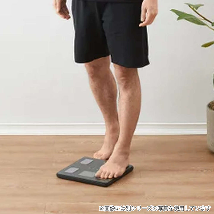 タニタ体組成計乗るピタ脚点表示